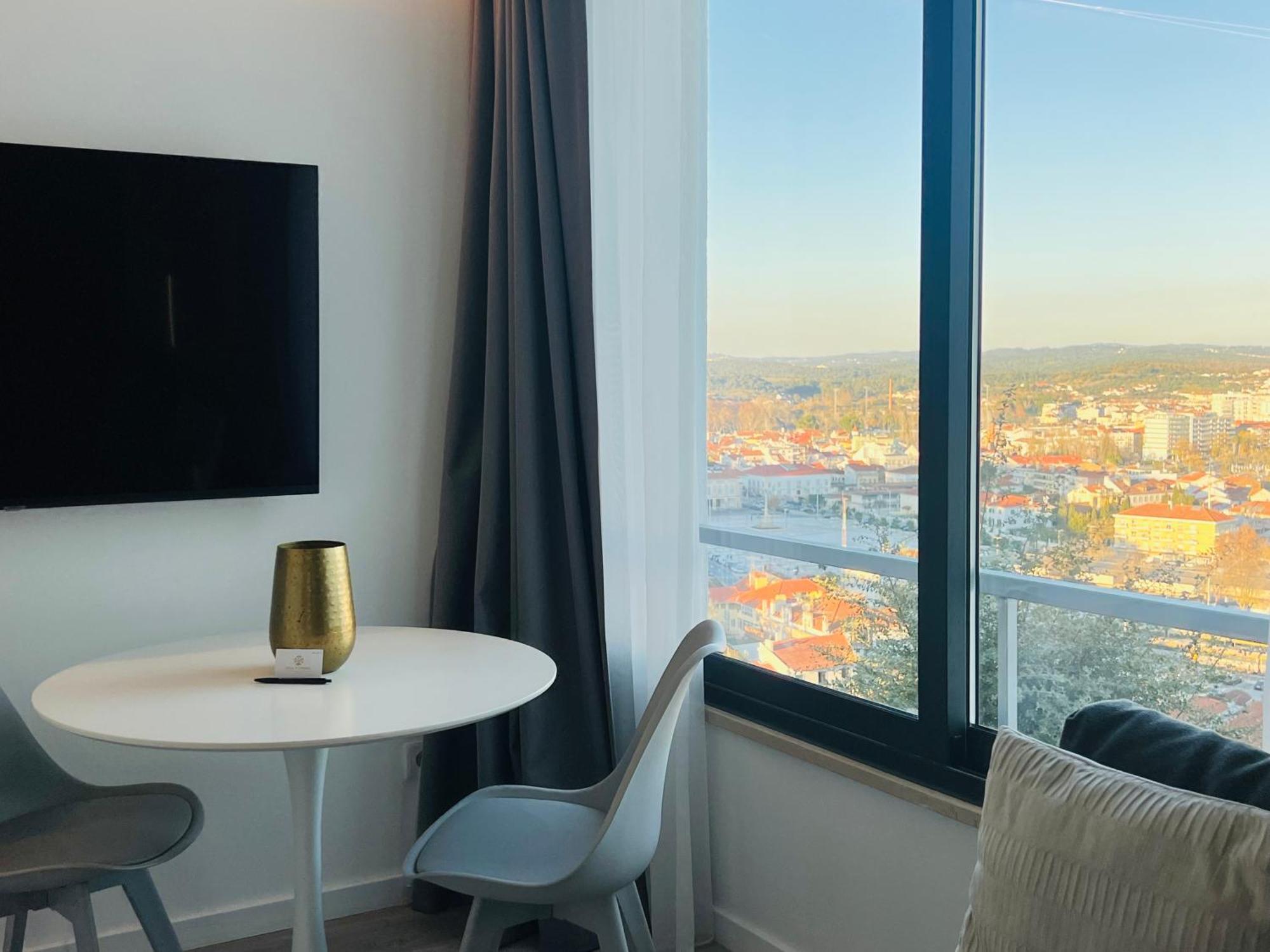 Vila Pombal Tomar Apartments - Pool & City Views Eksteriør bilde